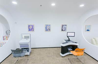 社區心理輔導中心建設與教育設備配置全指南